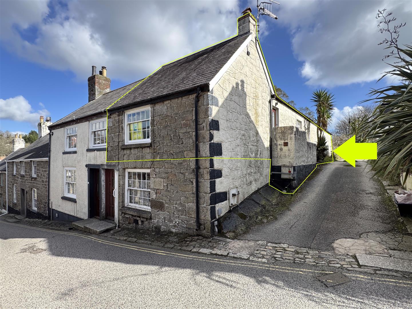 2 bed property in St. Gluvias Street, Penryn